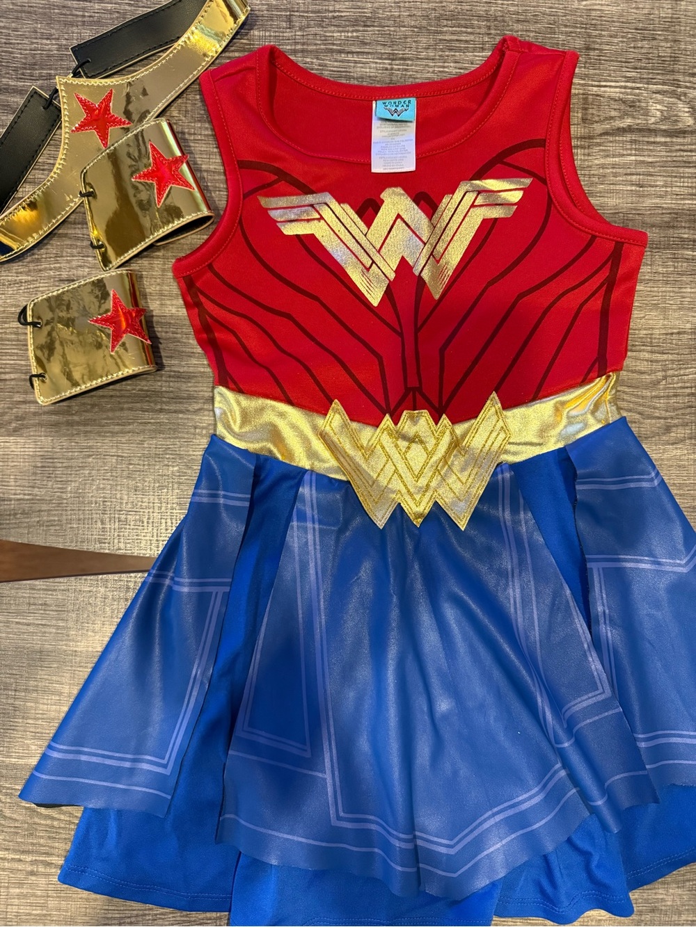 Wonder Woman Girls Costume Size Small S DC Comics Dress Belt Gold Cuffs Tiara Sm